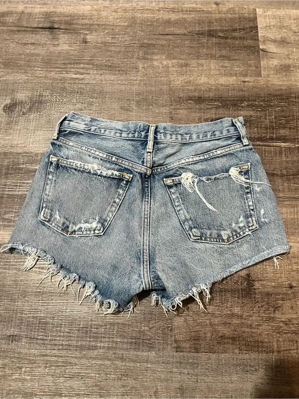 AGOLDE Parker Vintage Cut-Off Shorts in Clutch - Image 3