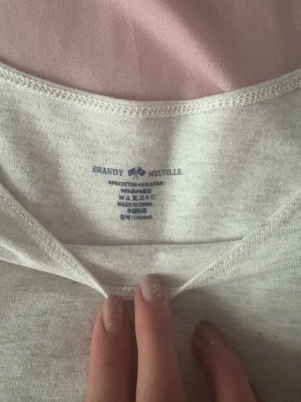 Brandy Melville Cropped Long Sleeve Grey - Image 4