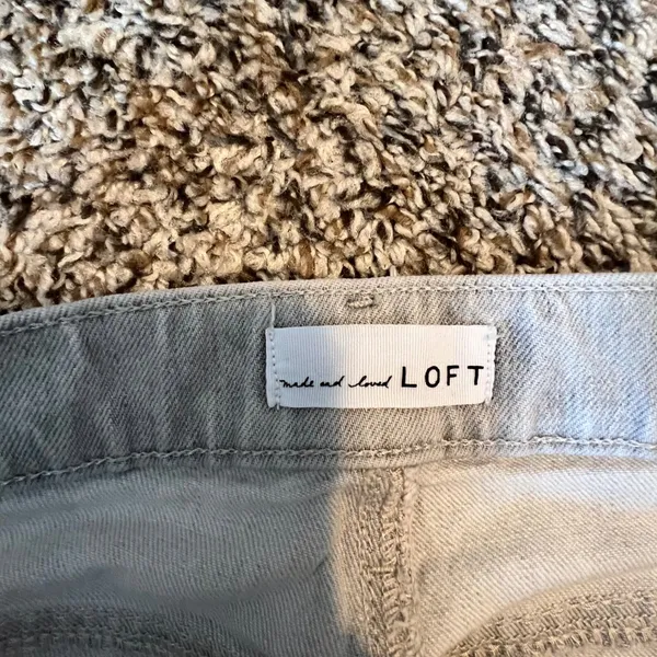 LOFT Womens Light Grey High Waist Straight‎ Crop Denim Jeans Size 26 2 - Image 2
