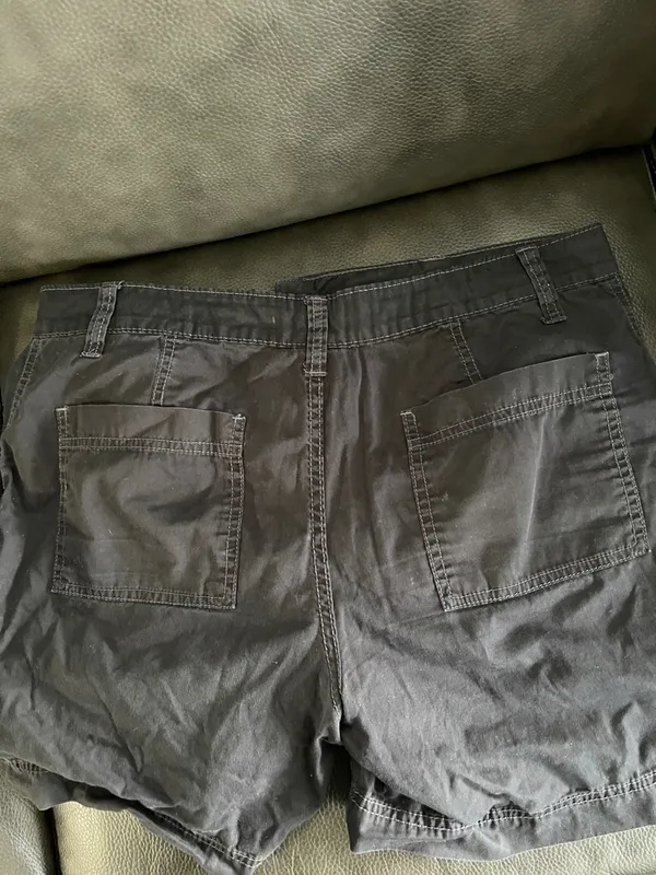 Faded Glory Black Cotton Shorts with Branded Waist Tag - Image 3