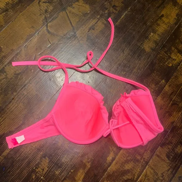 Victoria’s Secret hot pink ruffled 36C vacationcore bikini top - Image 2