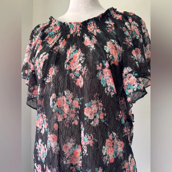 No Boundaries Sheer Black Floral Print Blouse - Image 4