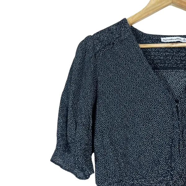 Abercrombie & Fitch Smocked Waist Polka Dot Puff Sleeve Blouse Navy Blue Size M - Image 2