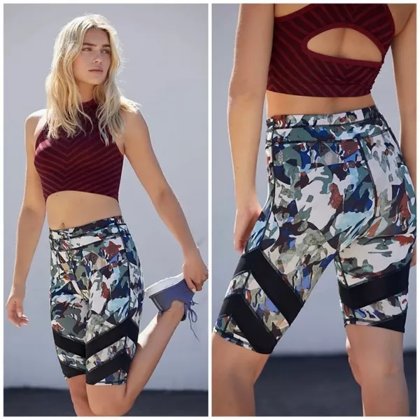 Free People Movement Daybreak Green Camo Reversible Bike Shorts Size S - Image 7