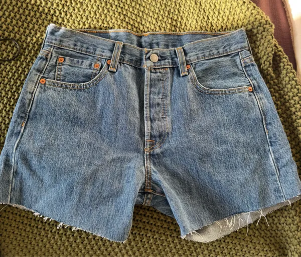 Levi’s Shorts 501 - Image 3