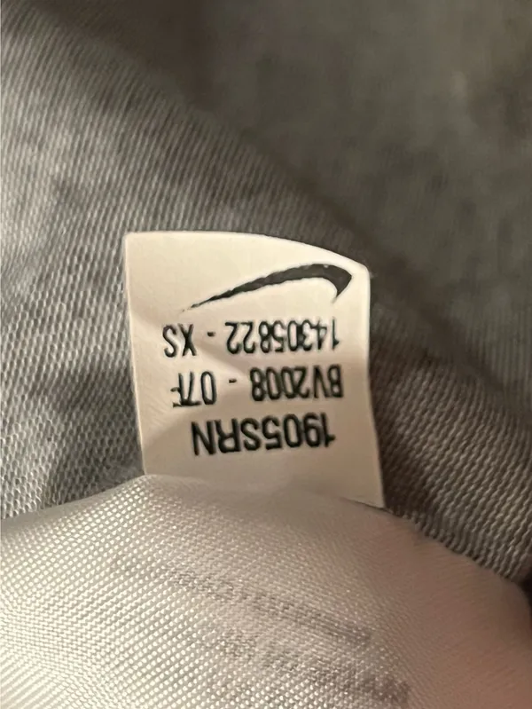 Womens XS The Nike Tee Dallas Cowboys long sleeve gray/navy/white shirt - Image 8