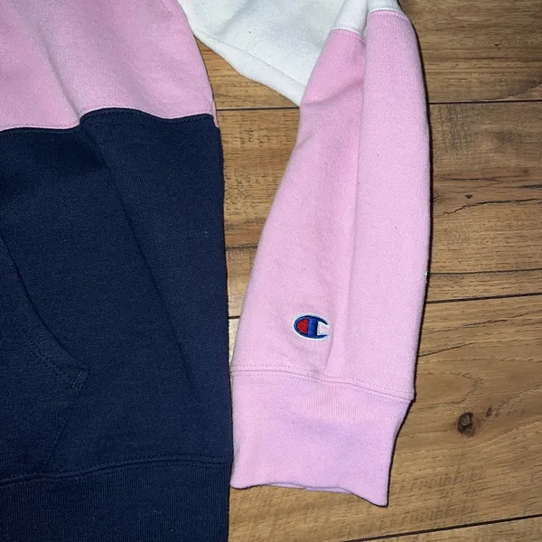 champion sweatshirt - Image 2
