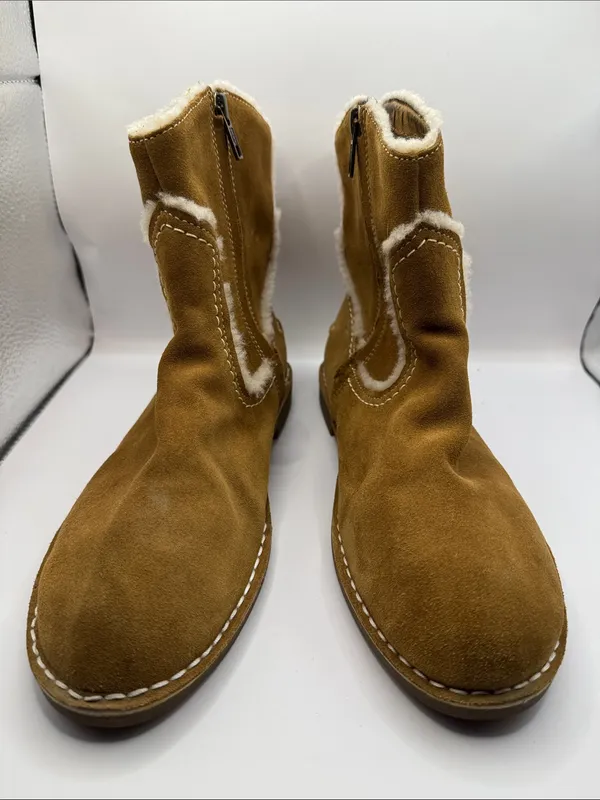 NWOT UGG Catica Chestnut Shearling Trim Suede Ankle Boots Size 8.5 EU 39.5 - Image 8