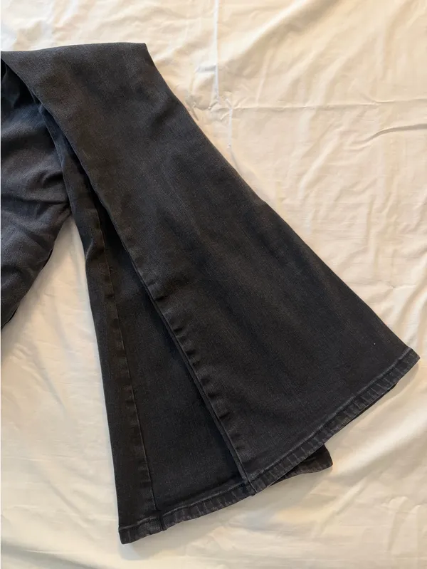 Free People Jeans Flare - Image 9