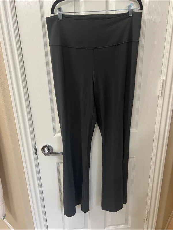 Groove Super-High-Rise Flared Pant Nulu - Image 5