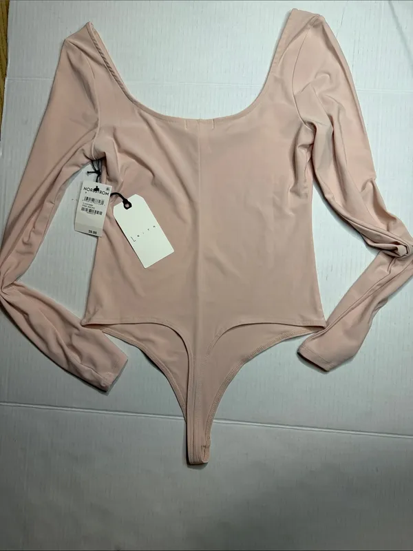 Nordstrom Soft Pink Long-Sleeve Scoop Neck Bodysuit - Image 8