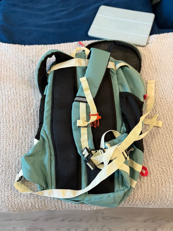 Free Knight Outdoors Backpack Green - Image 2