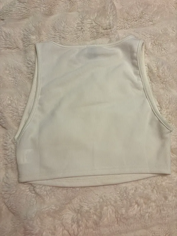 Top - Image 2