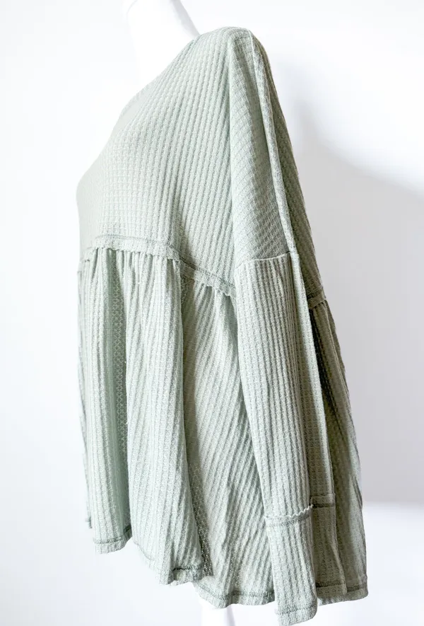 Veveret Waffle Knit Peplum - Image 4
