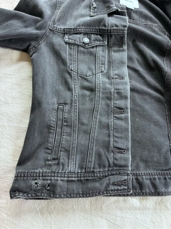 Old Navy Faded Black Denim Jacket - Image 4