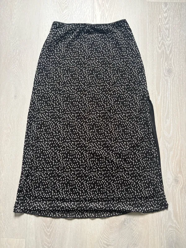 Urban Outfitters Skirt Midi - Image 2