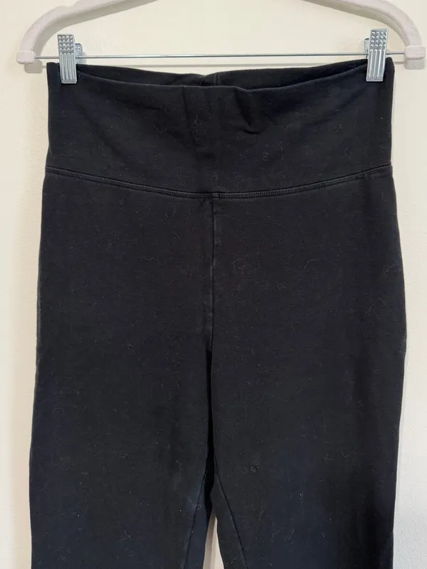 Aritzia Sunday Best Black Bootcut Pull On Stretch Yoga Pants Size Medium - Image 3