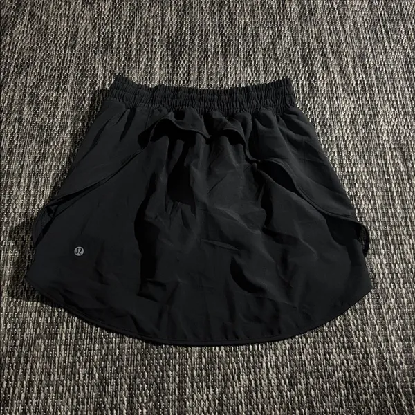 Lululemon Hotty Hot High-Rise Skirt *Long Mesh Swift Size 4 - Image 5