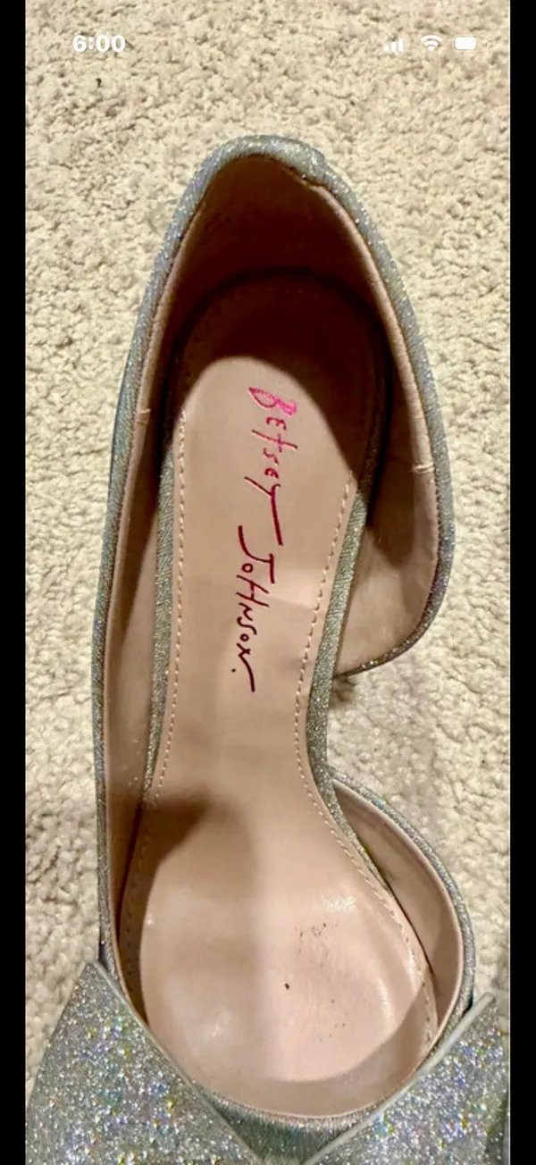 Gianni Bini Quincy Platform Pumps in Bone Blanc - Image 14