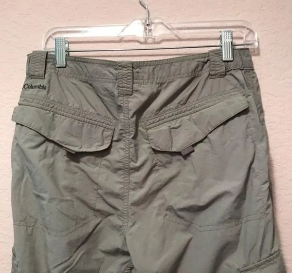Columbia Activewear pant with many pockets. - Image 5