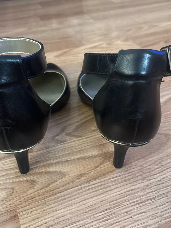 Anne Klein Black Pointed-Toe Ankle-Strap Kitten Heels Size 9M - Image 3