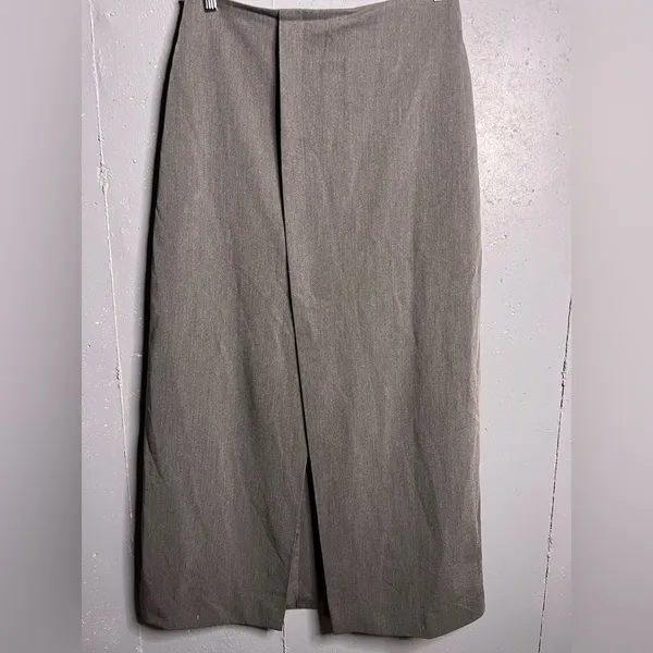 COMMENSE She's Effortless Slit Maxi Skirt with slit side zipper. Size M NWT - Image 4