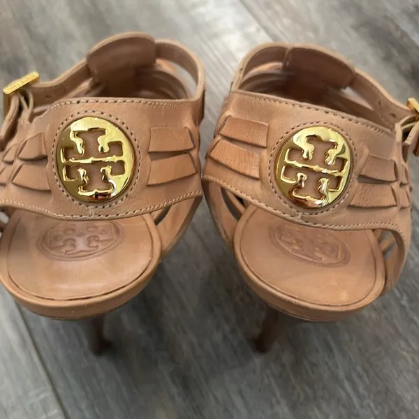 TORY BURCH Nadia brown woven leather logo detail huarache sandals heels 9.5 - Image 10