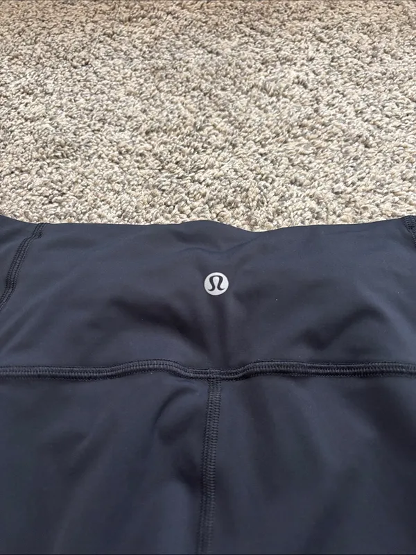 Lululemon Run Smoothly Crop *23" size 10 - Image 4
