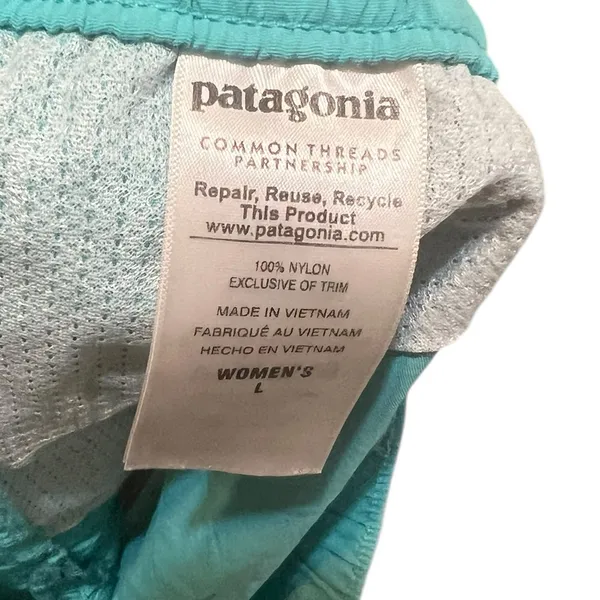 Patagonia Women's Barely Baggies Shorts Subtidal Blue‎ Size Large - Image 10