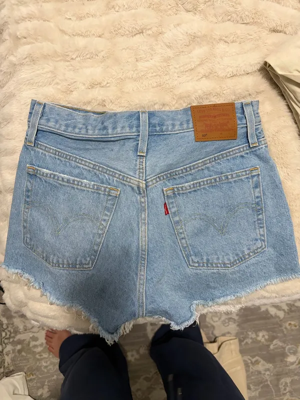Levi’s 501 Shorts - Image 2