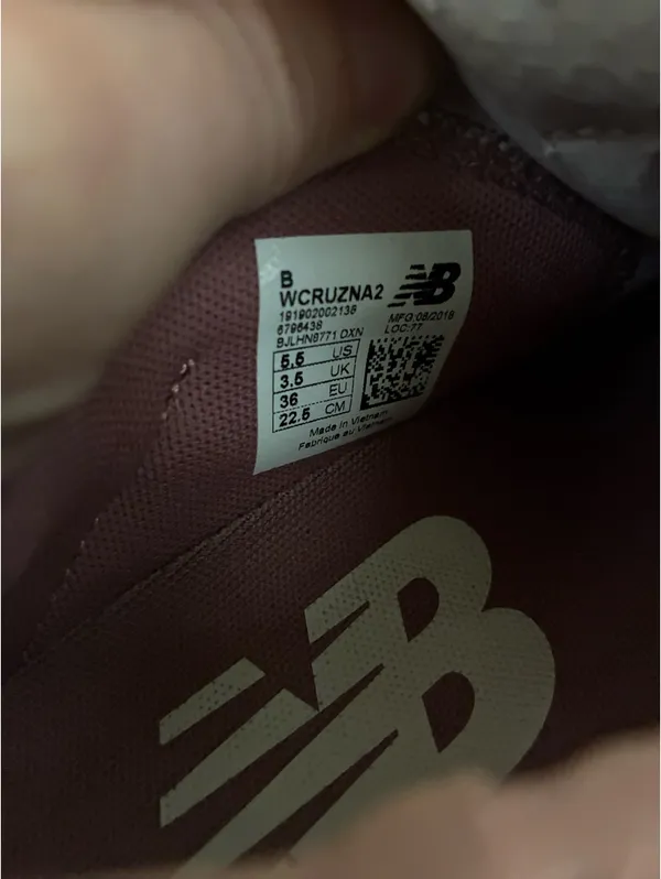 New Balance Sneakers - Image 5