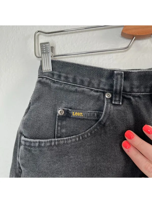 Vintage Lee High-Waisted Black Denim Cutoff Shorts With Distressed Hem Size 6/28 - Image 7