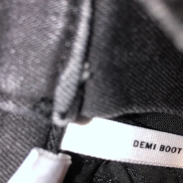 LOFT outlet size 6 Demi boot raw hem jeans - Image 9