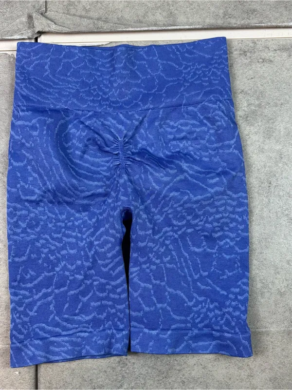 Gymshark Women’s Shorts Blue 8” Inseam Size Small High Waist - Image 5