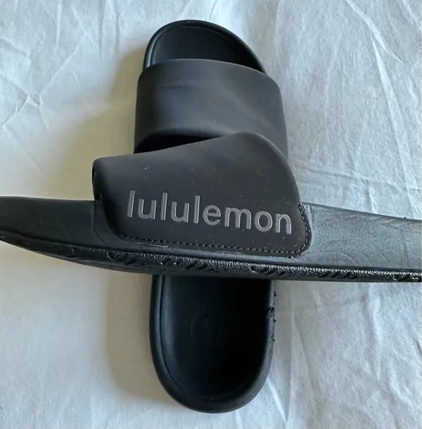 Lululemon Restfeel Black Slide Sandals - Image 2