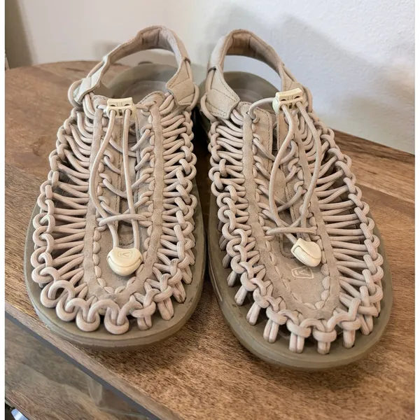 KEEN UNEEK Sandals Womens 9.5 Beige Tan Cord Bungee Outdoor Gorpcore - Image 3
