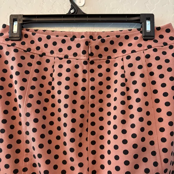 Ann Taylor LOFT mauve pink pencil skirt with black polka dots size 2 - Image 10