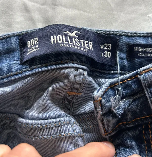 Hollister Jeans - Image 2