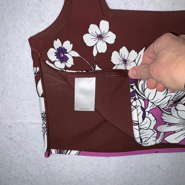 NWT Express square neck Floral Crop Top XS Burgundy Square Neck Sleeveless‎ - Image 6