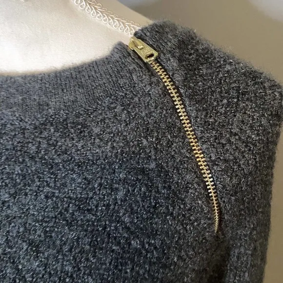 Abercrombie &‎ Fitch Gray Zipper Sweater Medium Acrylic Blend - Image 3