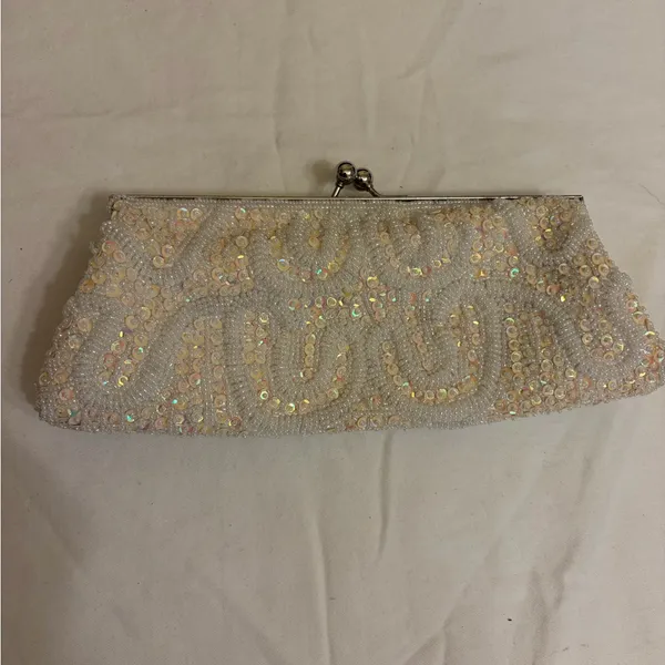 Chic Cream Beaded Clutch White - Image 4