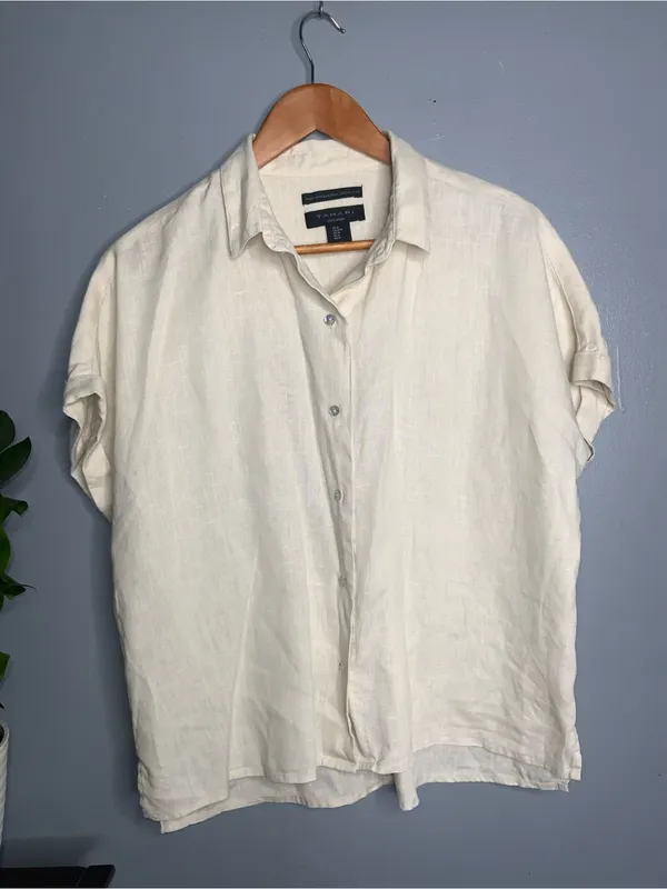 Tahari Cream Short-Sleeve Linen Button-Down Shirt - Medium - Image 2
