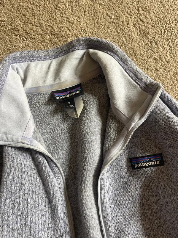 Light purple Patagonia zip - Image 2