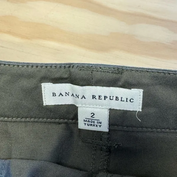 NWOT Banana Republic Cotton Silk Cargo‎ Safari Mini Skirt Military Green Sz 2 - Image 4
