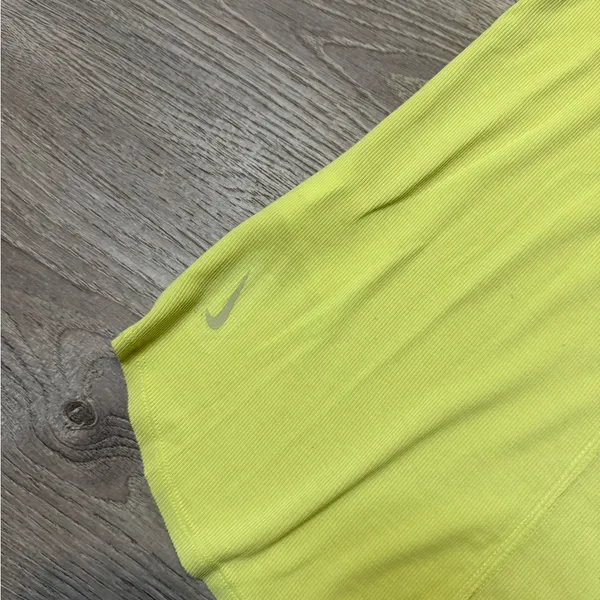 •NIKE• TANK TOP - Image 4
