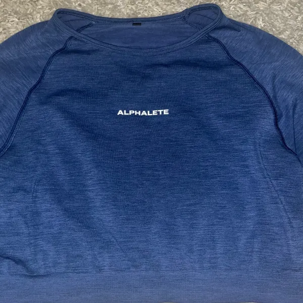 Alphalete Amplify Blue Cropped Long Sleeve Top Size Medium - Image 2