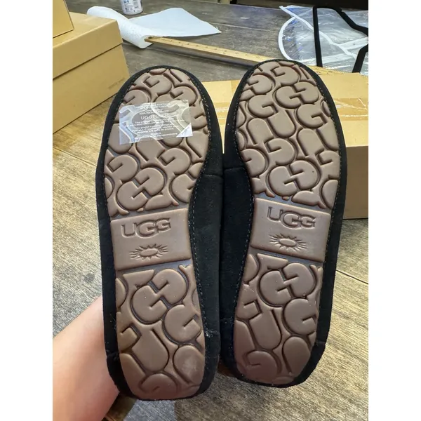 Women's Ansley Slipper Size 7 Black Suede Fur Lining - Image 7