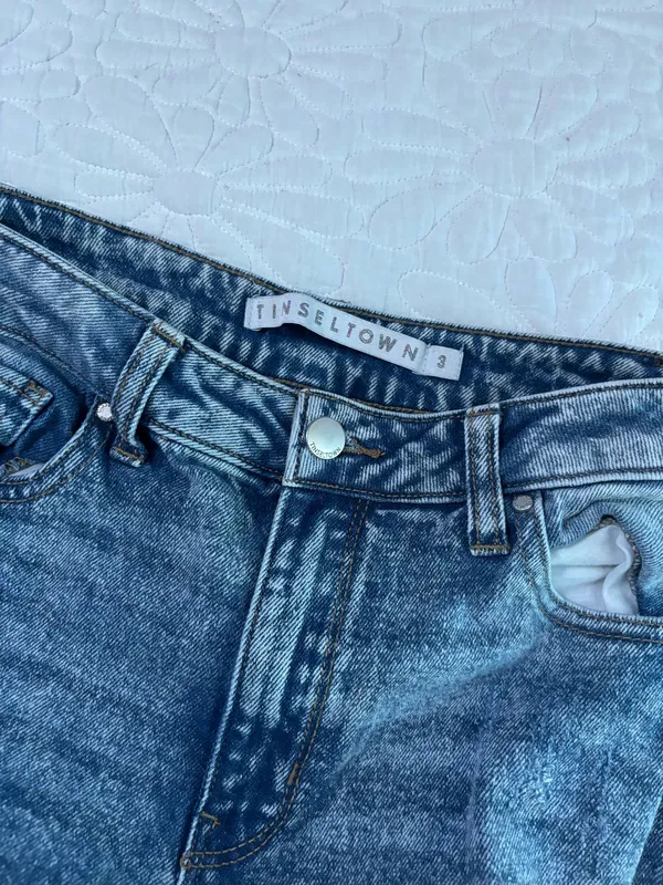 Loose fit ripped jeans - Image 4