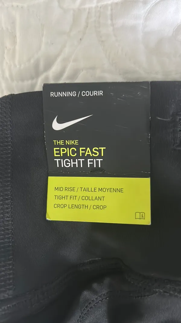 Nike Cropped Leggings - Image 4