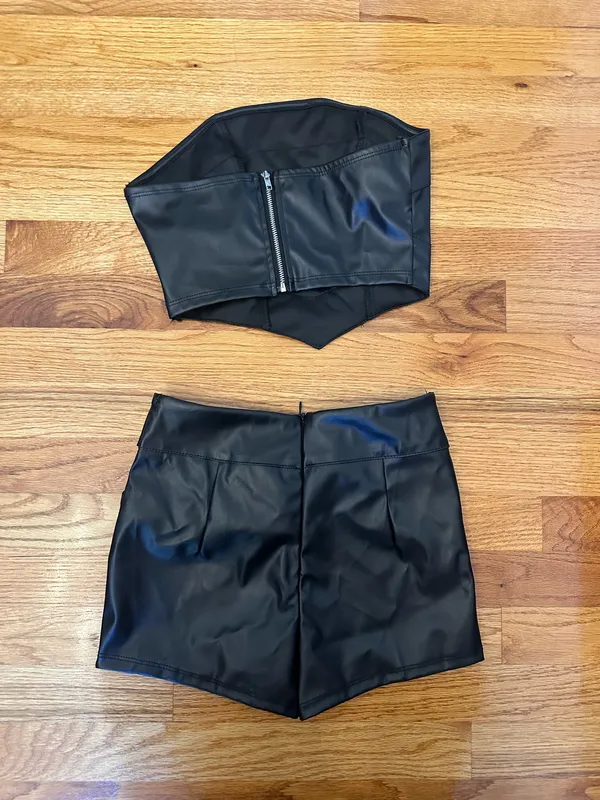 Shein 2 piece set leather corset top and mini shorts - Image 2